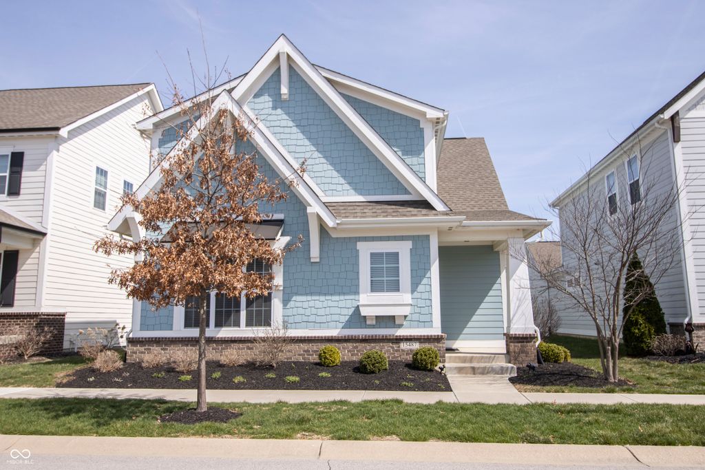 15487 Heatherbank, Westfield, IN 46074
