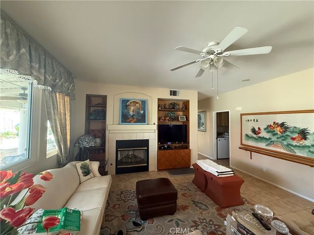 25304 Rolling Greens, Saugus, CA 91350