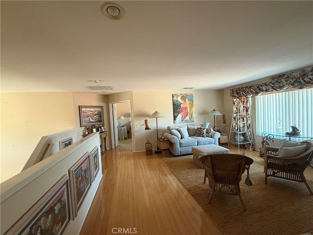 25304 Rolling Greens, Saugus, CA 91350