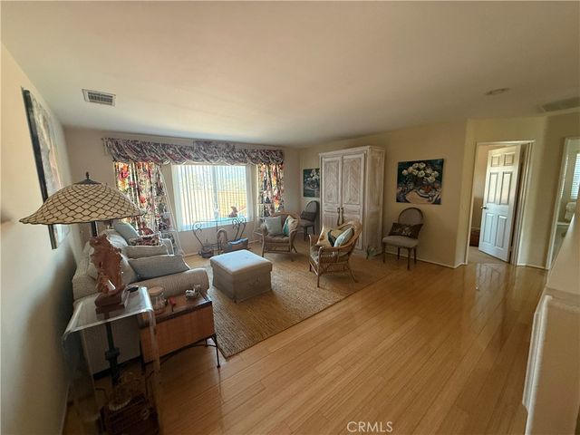 25304 Rolling Greens, Saugus, CA 91350