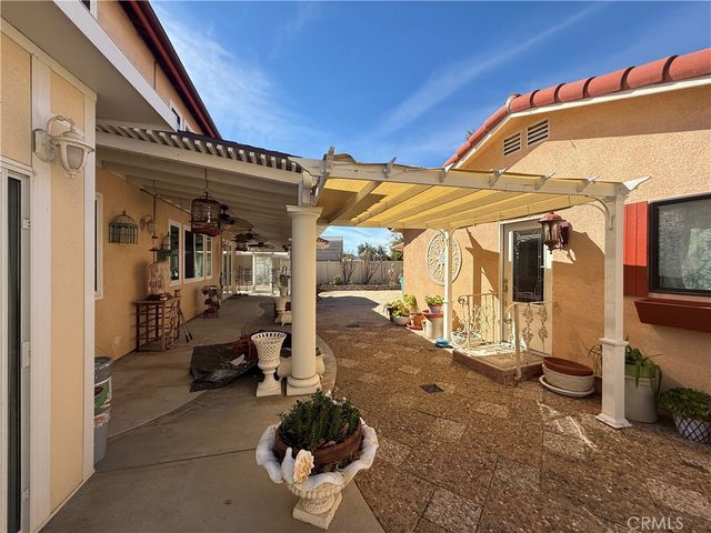 25304 Rolling Greens, Saugus, CA 91350