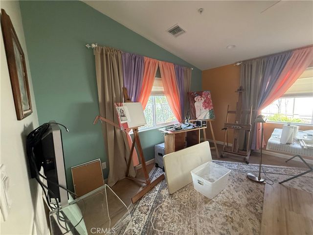 25304 Rolling Greens, Saugus, CA 91350