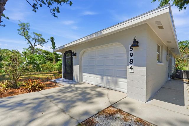5984 DIANA ROAD, Venice, FL 34293