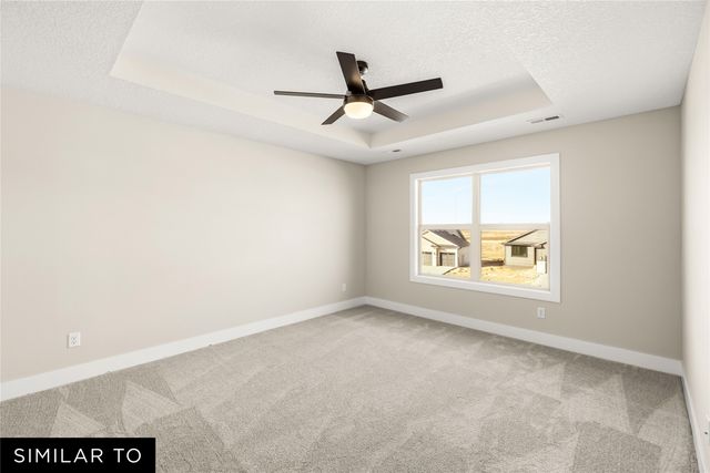 4724 180th Street, Urbandale, IA 50323