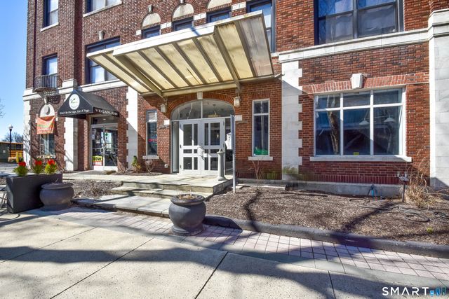 881 Lafayette Boulevard 3M, Bridgeport, CT 06604