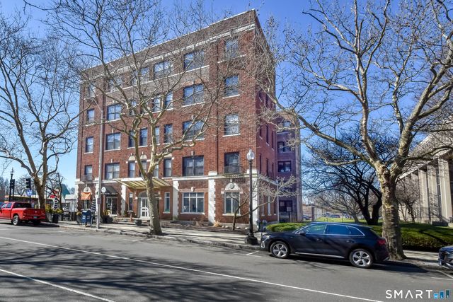 881 Lafayette Boulevard 3M, Bridgeport, CT 06604