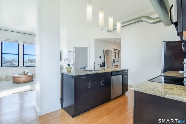 881 Lafayette Boulevard 3M, Bridgeport, CT 06604