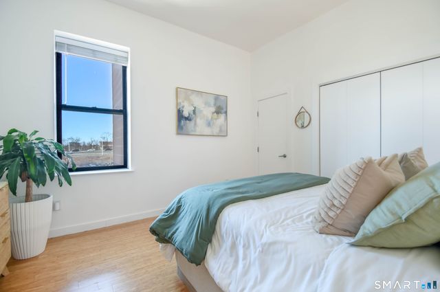 881 Lafayette Boulevard 3M, Bridgeport, CT 06604