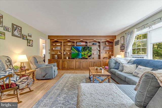 141 CHURCH HILL RD, Lehighton, PA 18235
