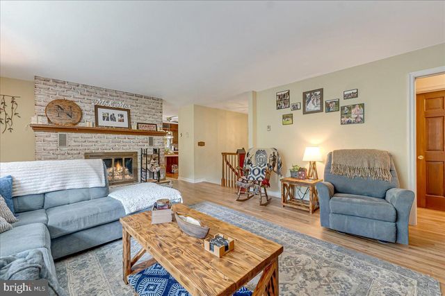 141 CHURCH HILL RD, Lehighton, PA 18235