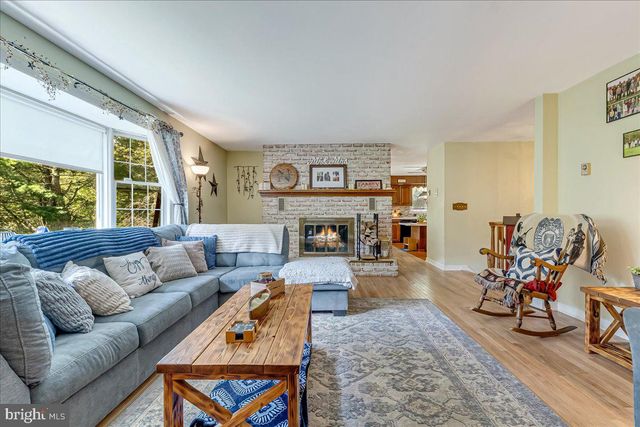 141 CHURCH HILL RD, Lehighton, PA 18235