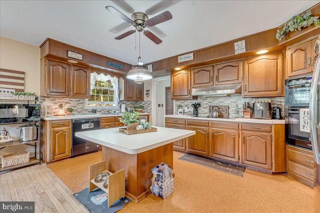 141 CHURCH HILL RD, Lehighton, PA 18235