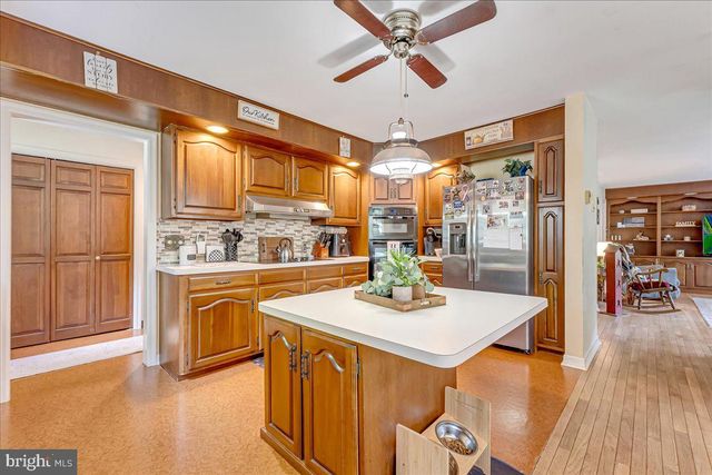 141 CHURCH HILL RD, Lehighton, PA 18235