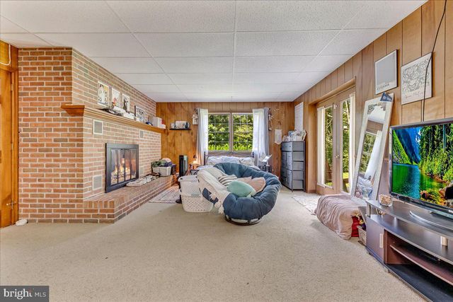 141 CHURCH HILL RD, Lehighton, PA 18235