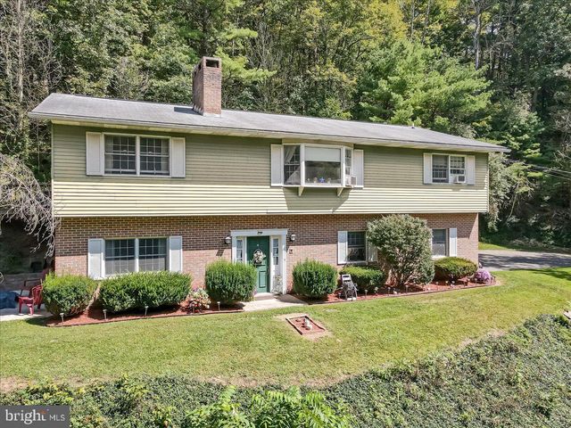 141 CHURCH HILL RD, Lehighton, PA 18235
