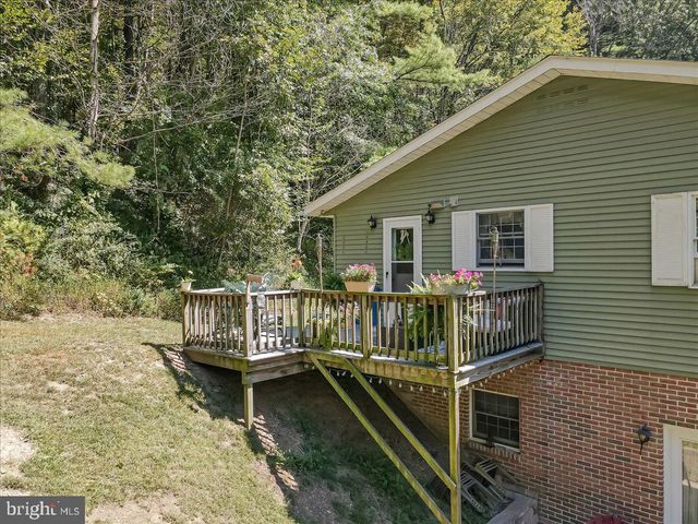 141 CHURCH HILL RD, Lehighton, PA 18235