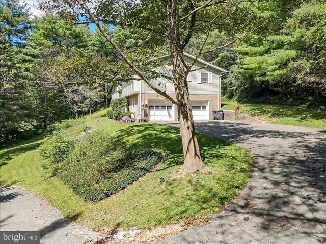 141 CHURCH HILL RD, Lehighton, PA 18235