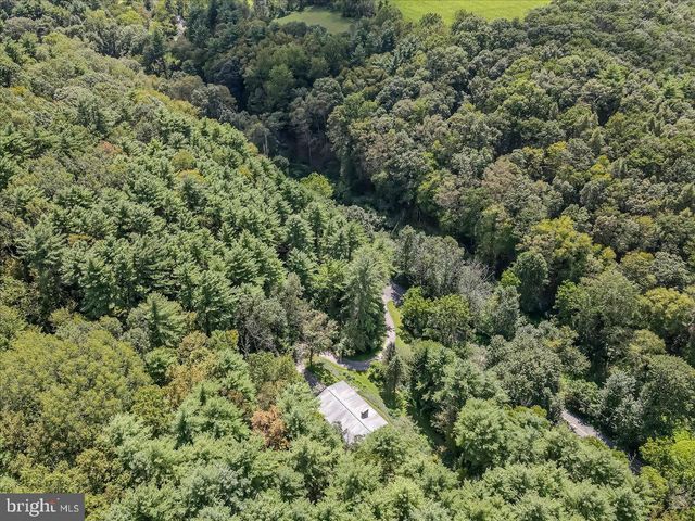 141 CHURCH HILL RD, Lehighton, PA 18235