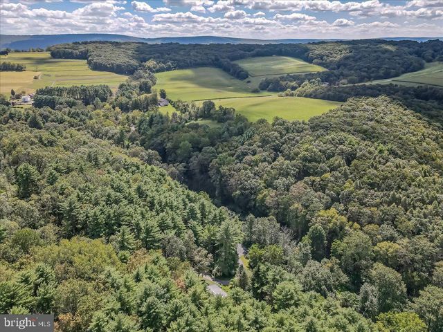 141 CHURCH HILL RD, Lehighton, PA 18235
