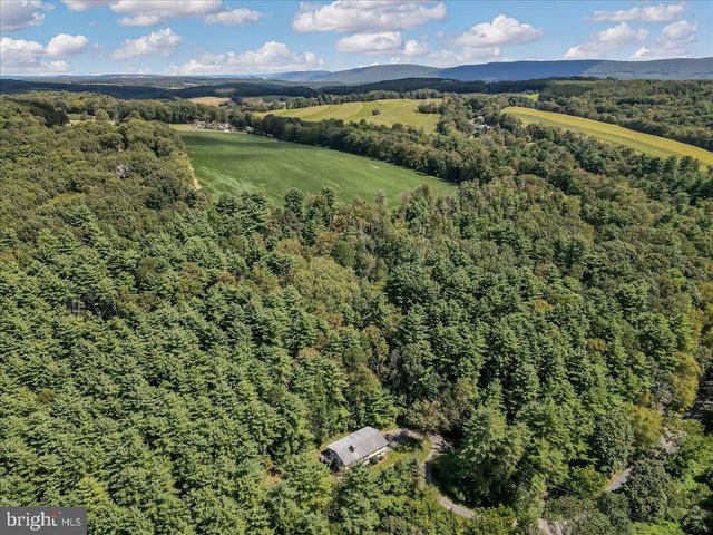 141 CHURCH HILL RD, Lehighton, PA 18235