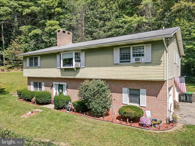 141 CHURCH HILL RD, Lehighton, PA 18235