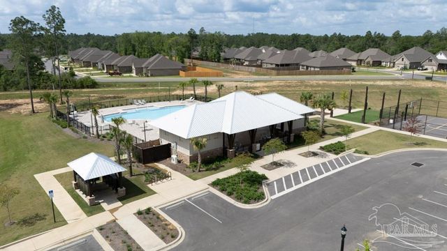 3076 Mountain Laurel Tr, Cantonment, FL 32533