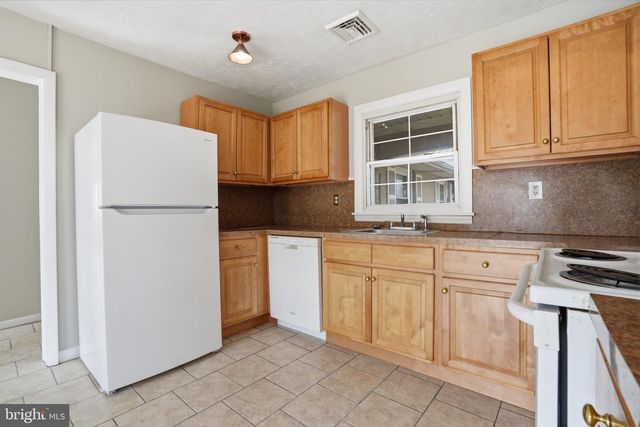 14 MAYAPPLE LN, Willingboro, NJ 08046