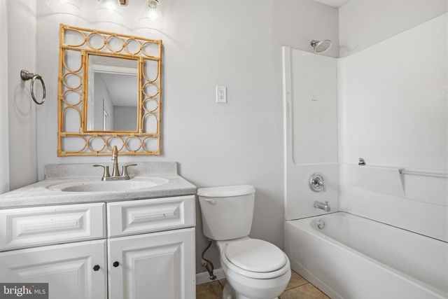 14 MAYAPPLE LN, Willingboro, NJ 08046