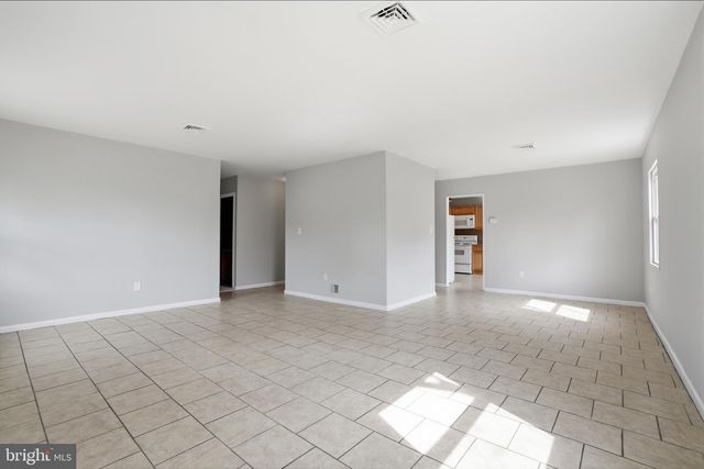 14 MAYAPPLE LN, Willingboro, NJ 08046