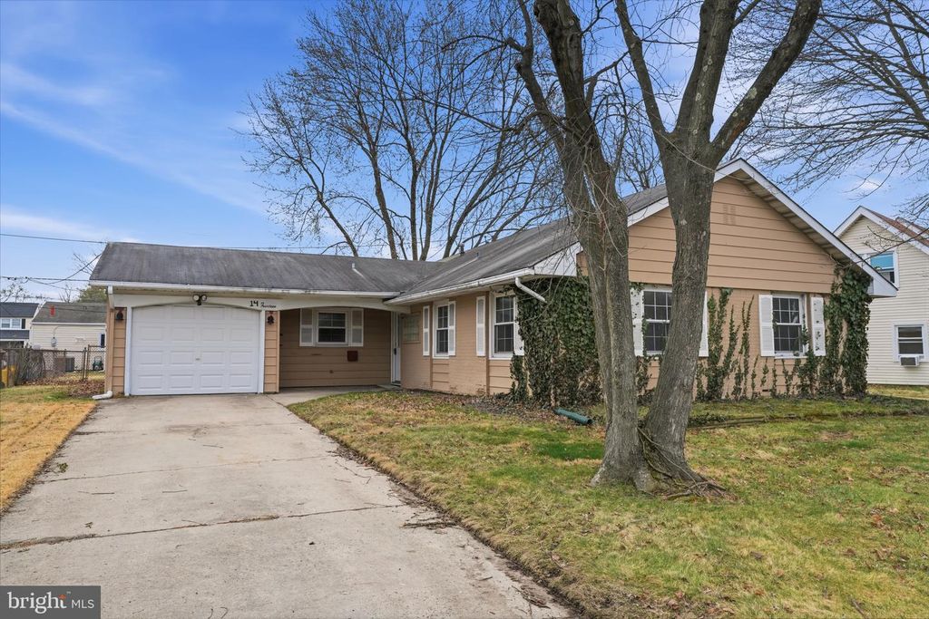 14 MAYAPPLE LN, Willingboro, NJ 08046