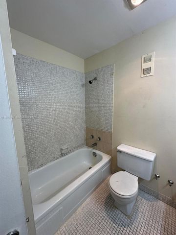 2051 NW 46th Avenue F102, Lauderhill, FL 33313