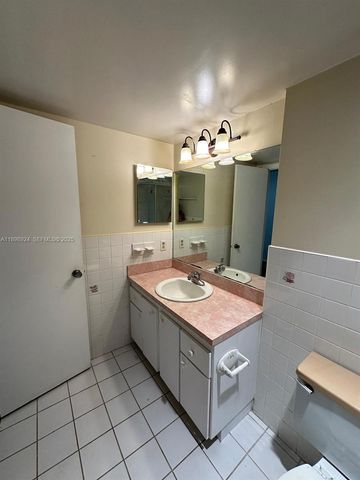 2051 NW 46th Avenue F102, Lauderhill, FL 33313