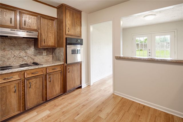 904 Holleman Drive, College Station, TX 77840