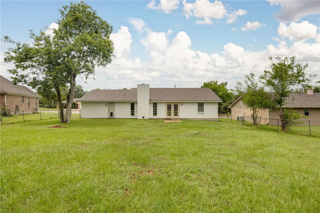 904 Holleman Drive, College Station, TX 77840