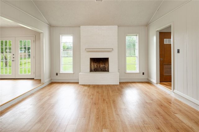 904 Holleman Drive, College Station, TX 77840