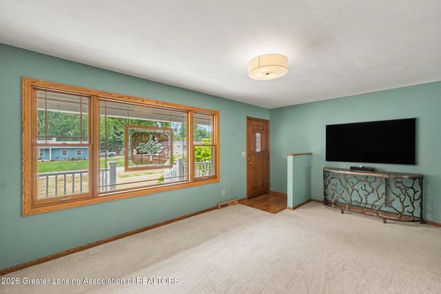 882 Miami Drive, Mason, MI 48854
