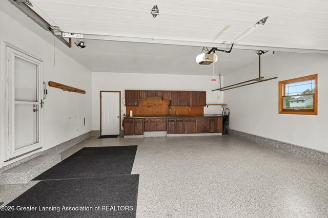 882 Miami Drive, Mason, MI 48854