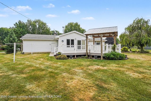 882 Miami Drive, Mason, MI 48854
