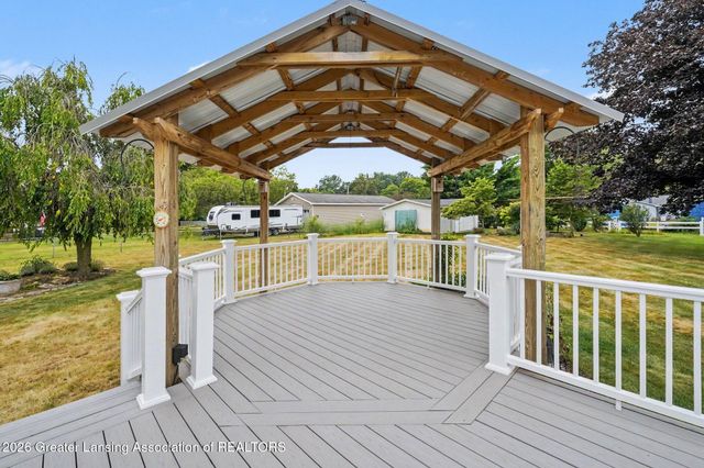 882 Miami Drive, Mason, MI 48854