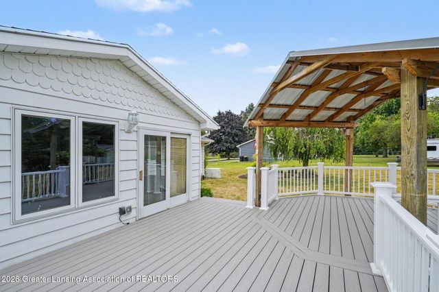 882 Miami Drive, Mason, MI 48854