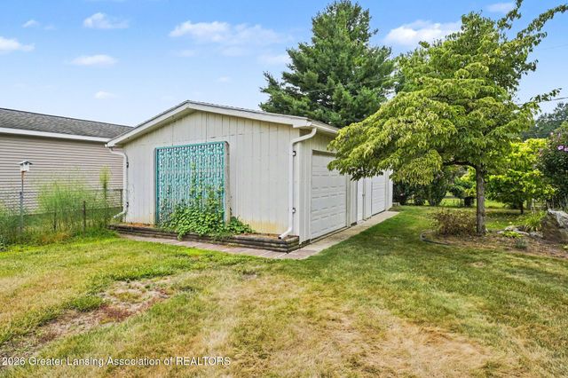 882 Miami Drive, Mason, MI 48854