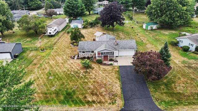 882 Miami Drive, Mason, MI 48854