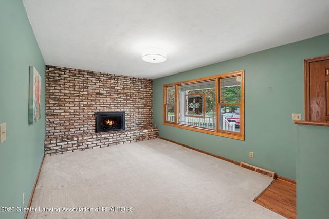 882 Miami Drive, Mason, MI 48854
