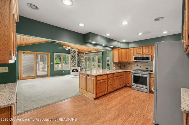 882 Miami Drive, Mason, MI 48854