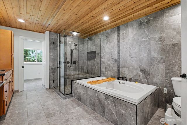 14640 164th Lane SE, Rainier, WA 98576