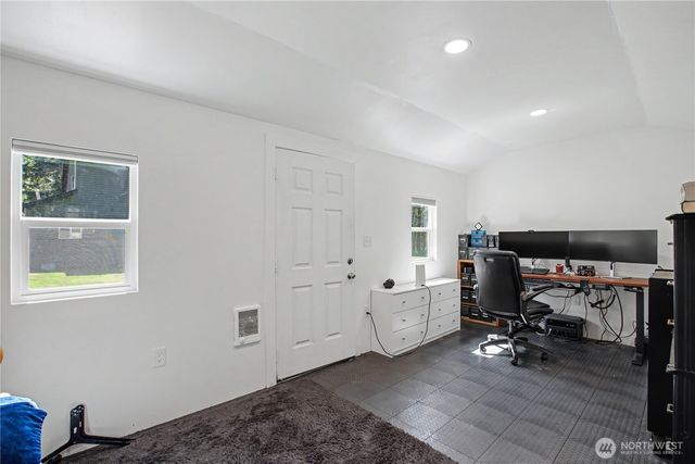 14640 164th Lane SE, Rainier, WA 98576