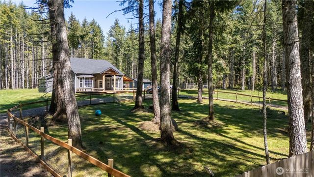 14640 164th Lane SE, Rainier, WA 98576