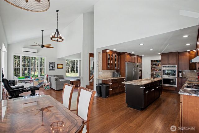14640 164th Lane SE, Rainier, WA 98576