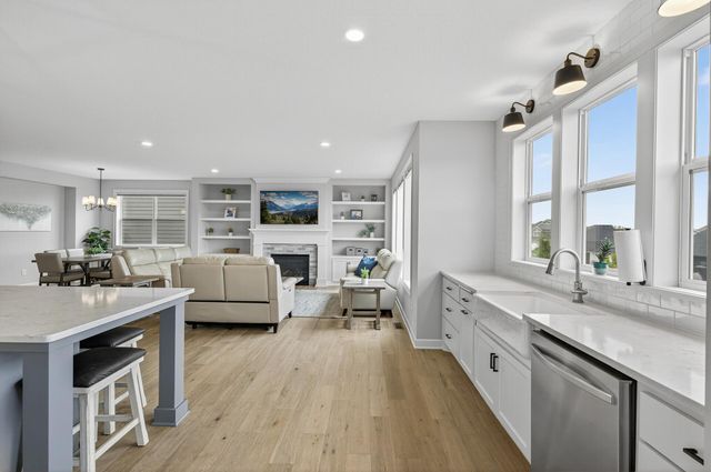 15450 110th Avenue N, Dayton, MN 55369