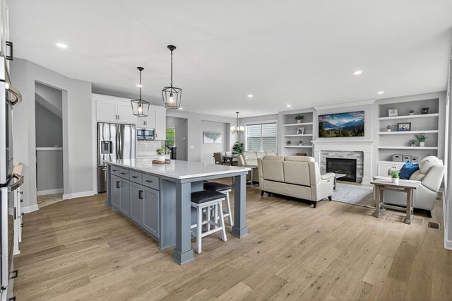 15450 110th Avenue N, Dayton, MN 55369